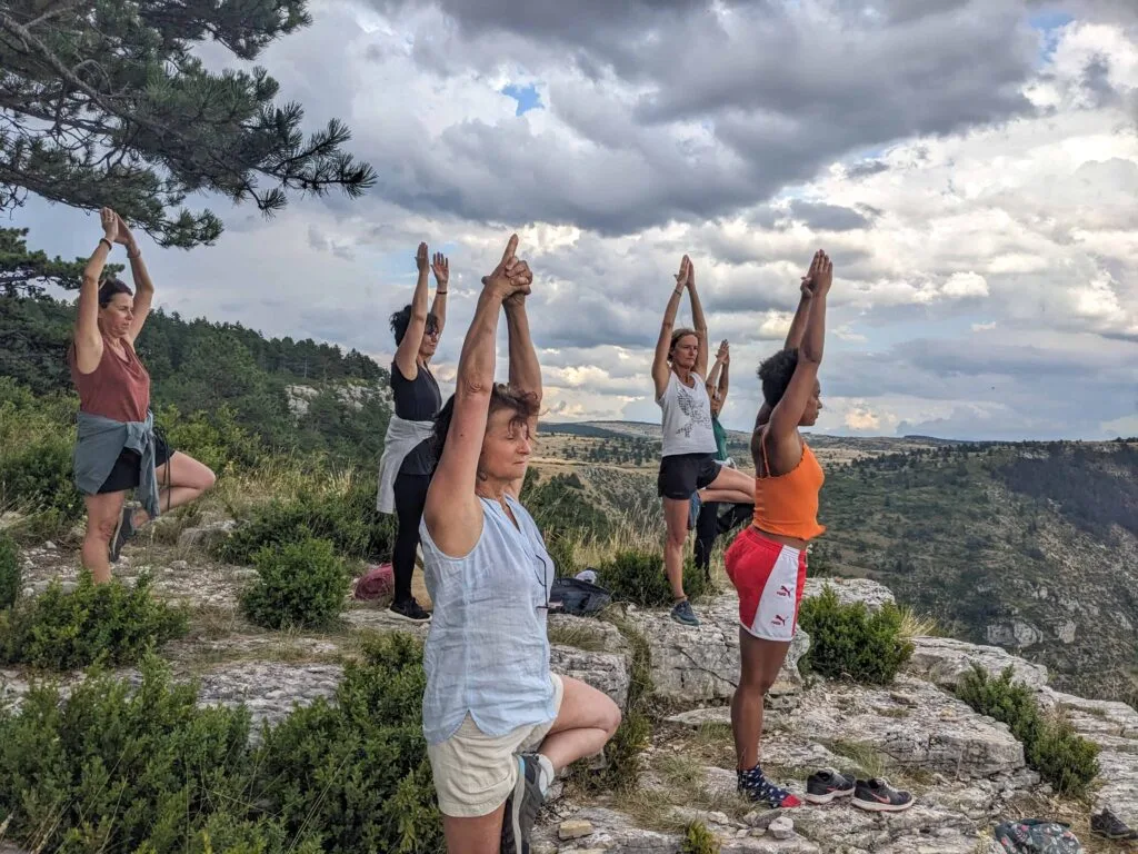 Séjour Yoga et randonnée (Retraite yoga Ascension) en Lozère 2 sejour yoga retraite yoga ascension yoga et randonnée
